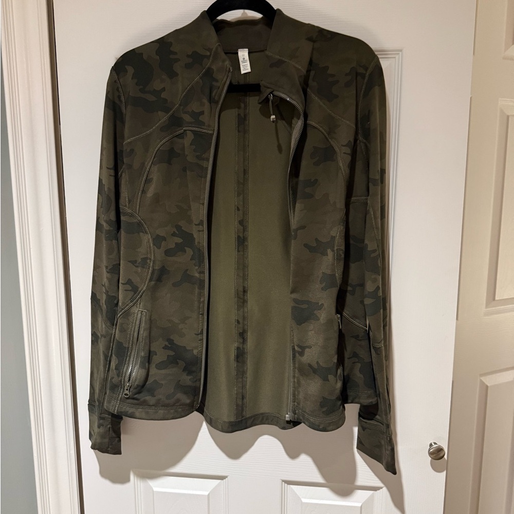 lululemon athletica Camouflage Sweater - Green